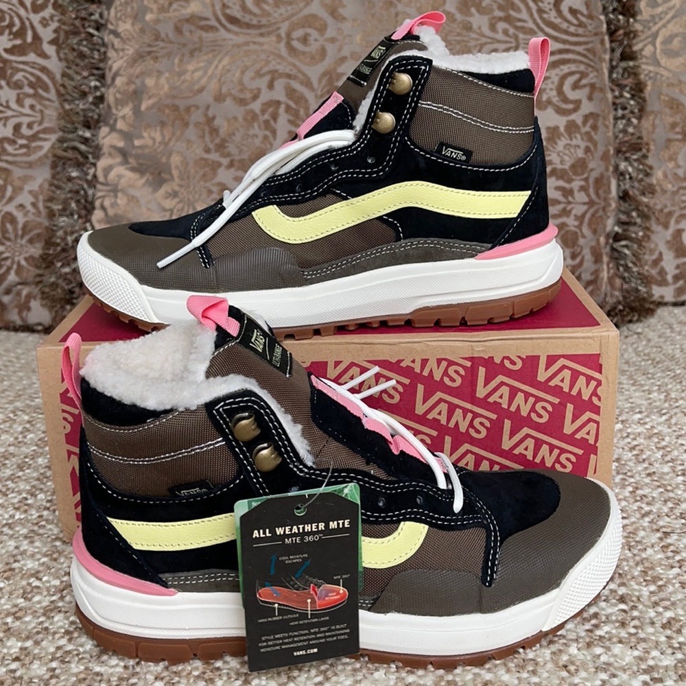 Vans Ultrarange Exo Hi Mte Canteen/Marshmallow WMN